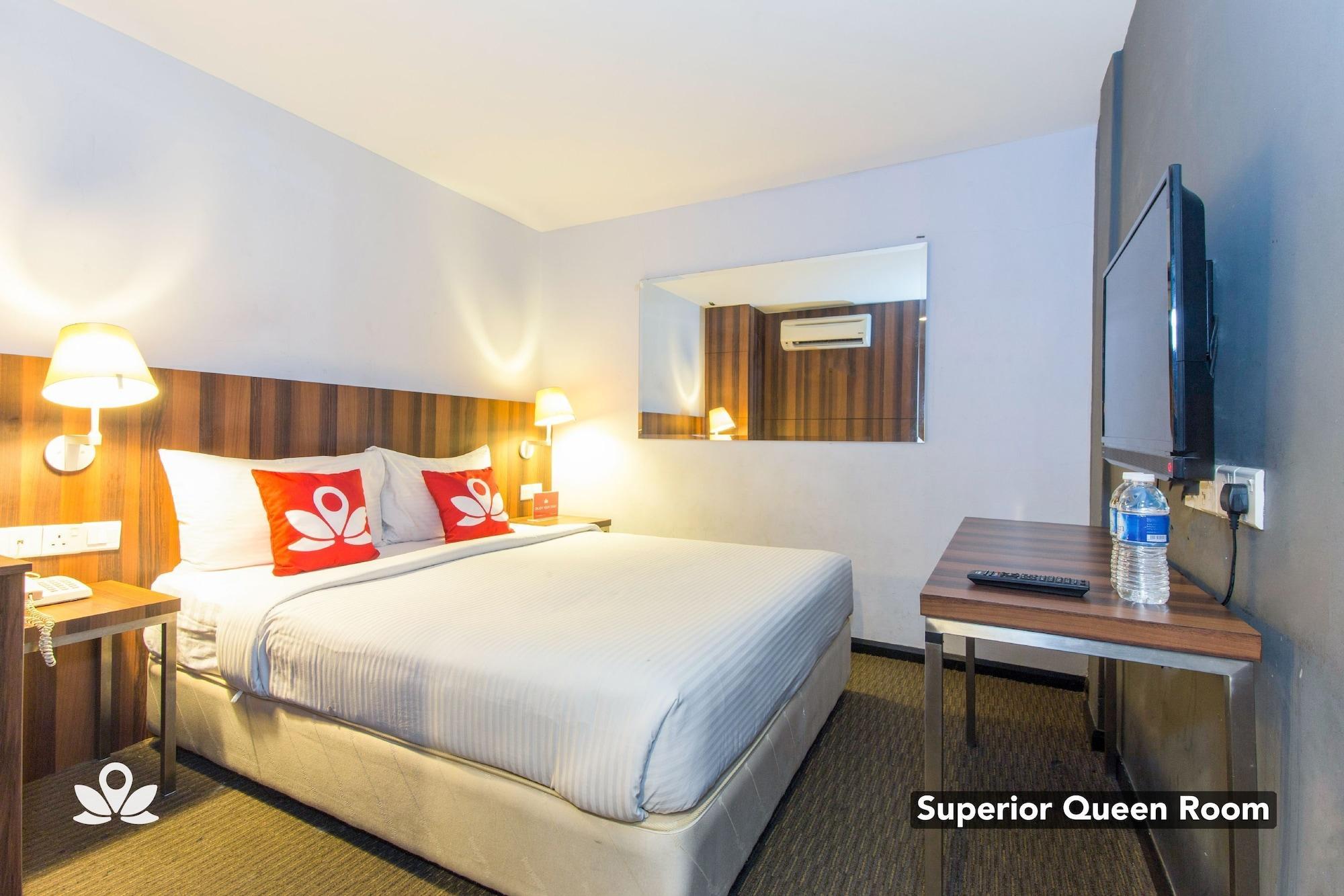 Zen Rooms Sakura Boutique Hotel Куала Лумпур Екстериор снимка
