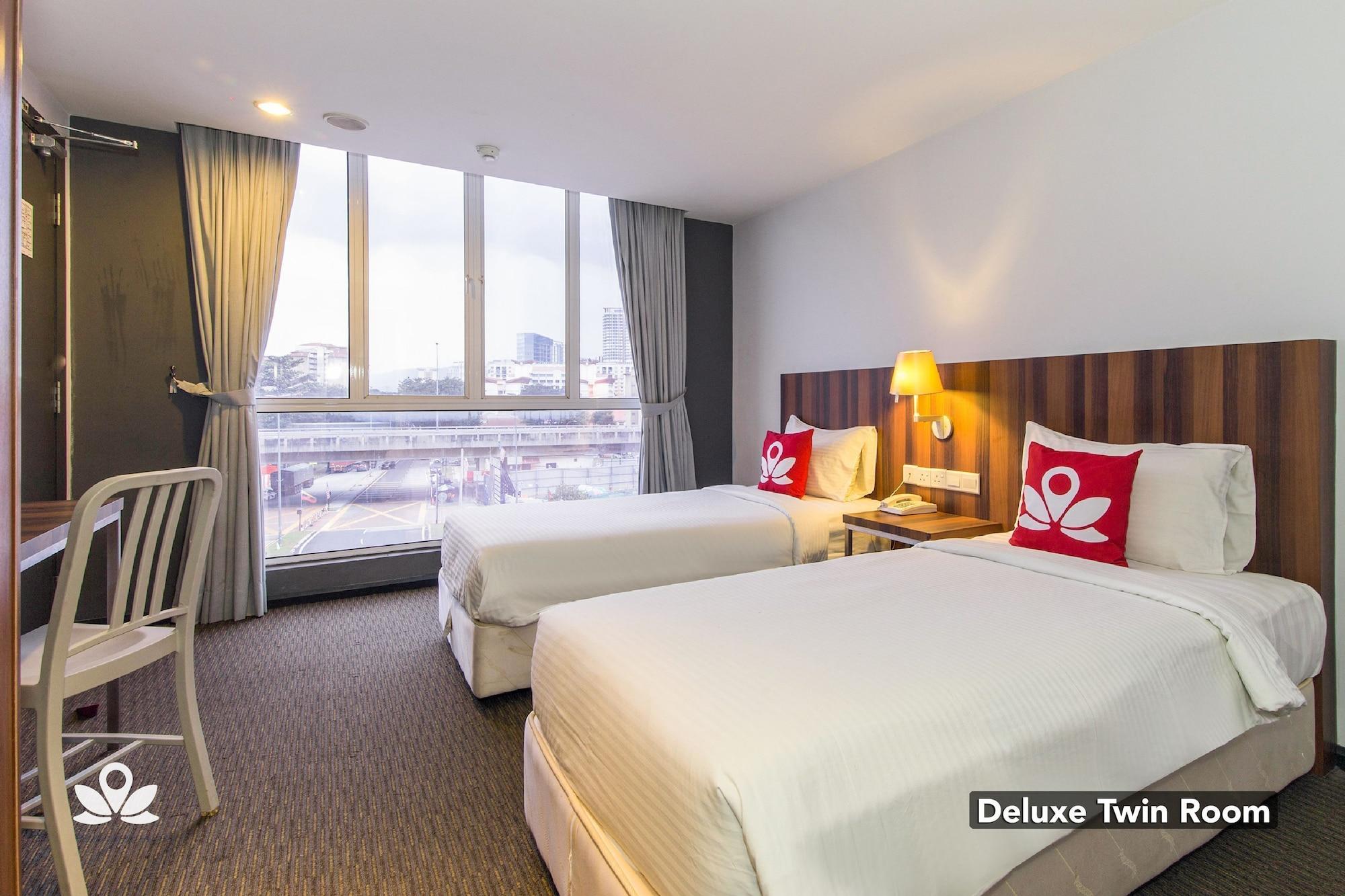 Zen Rooms Sakura Boutique Hotel Куала Лумпур Екстериор снимка