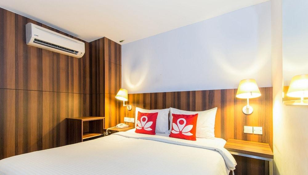Zen Rooms Sakura Boutique Hotel Куала Лумпур Екстериор снимка