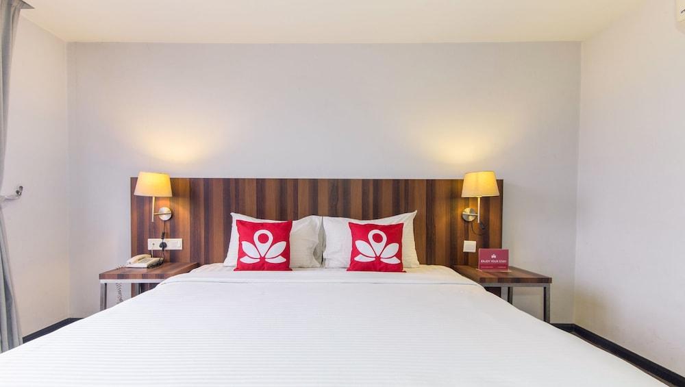 Zen Rooms Sakura Boutique Hotel Куала Лумпур Екстериор снимка